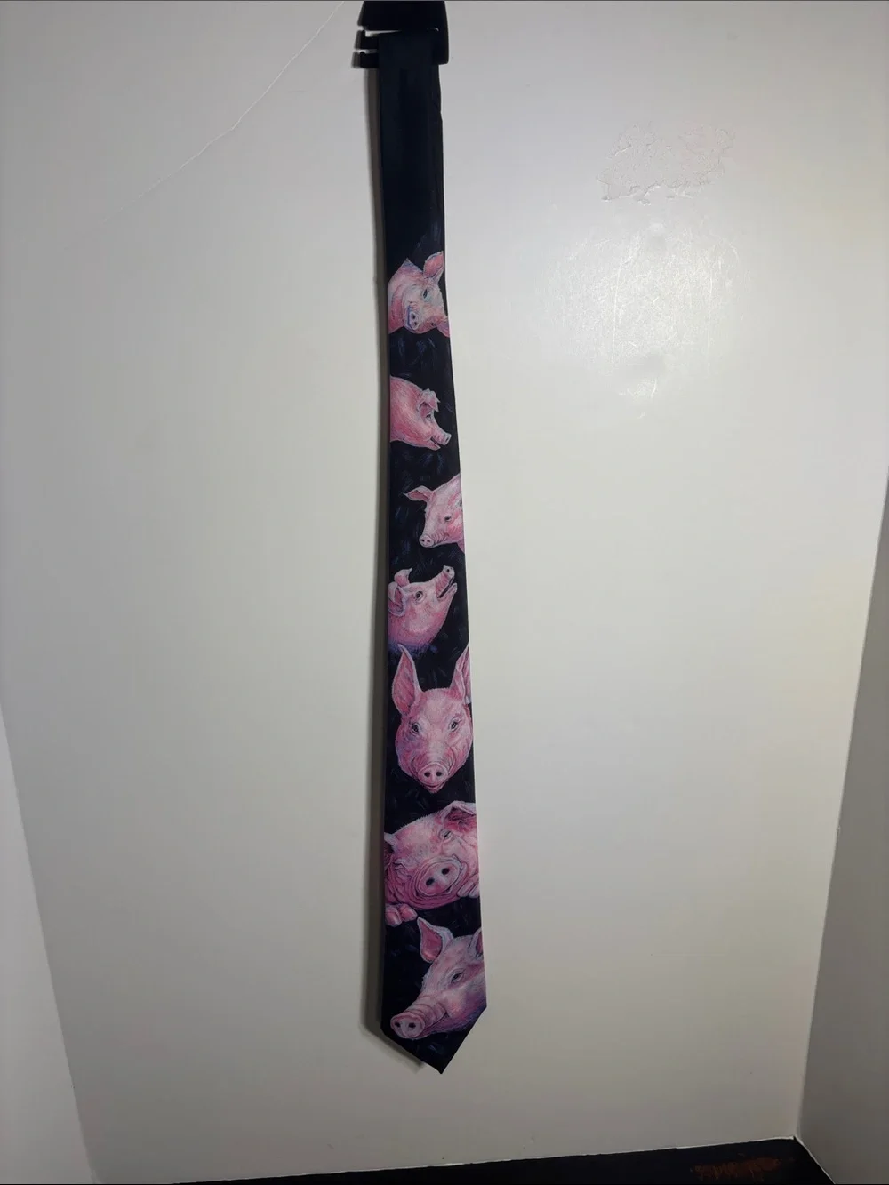 Vintage 1989 Ralph Marlin Pig Tie! Excellent Used Condition! EUC